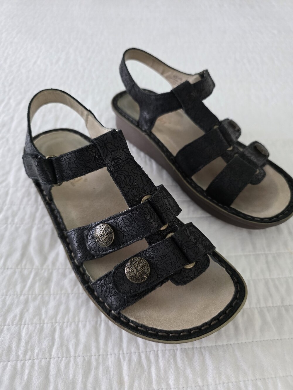 Alegria KLE-495 Black Leather Triple-Strap Sandals 39 US 8-8.5